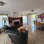 Casa Amplia y Comoda ACANTILADOS